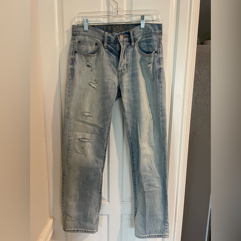 Men’s American Eagle Slim Straight Holy Jean. Size 28/30.